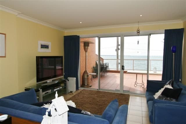 Apartment 7 "Bayview Grand" 16 The Esplanade, COWES VIC 3922, Cowes - Thumbnail 4