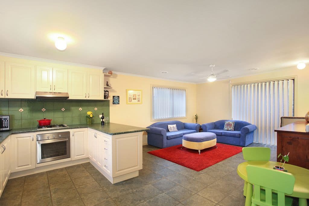 34 Long Place, HUGHESDALE VIC 3166, Hughesdale - Thumbnail 2