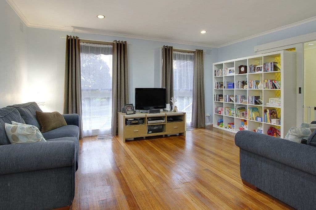 92 Daffodil Road, BORONIA VIC 3155, Boronia - Thumbnail 2