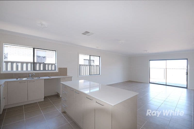 Lot 216 Selandra Boulevard, CRANBOURNE VIC 3977, Cranbourne - Thumbnail 3