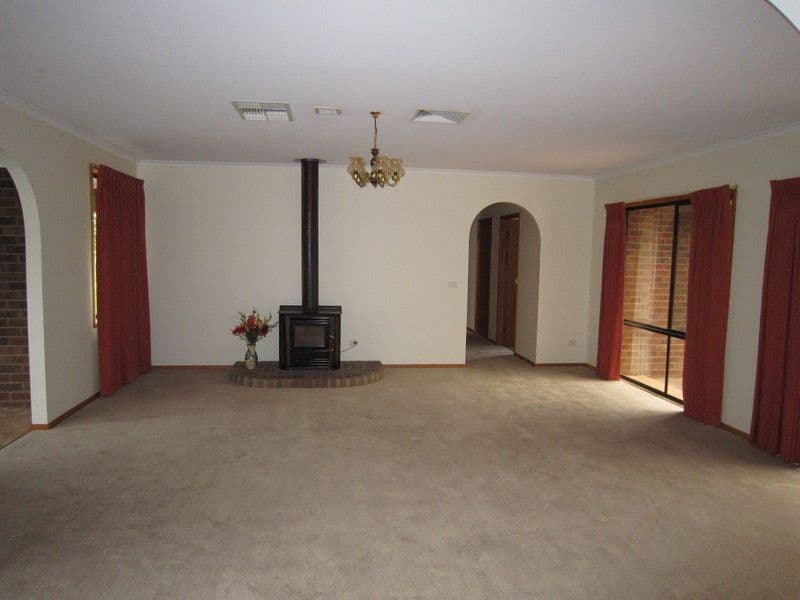 282 Anstruther Street, ECHUCA VIC 3564, Echuca - Thumbnail 4