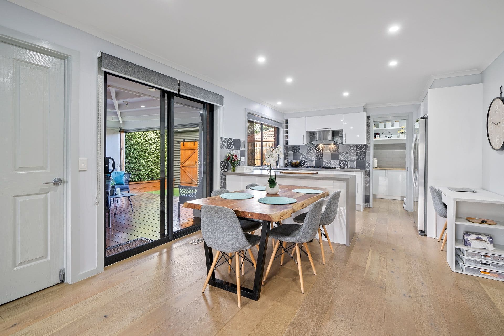 12 Blake Court, Scoresby VIC 3179, Scoresby - Thumbnail 3