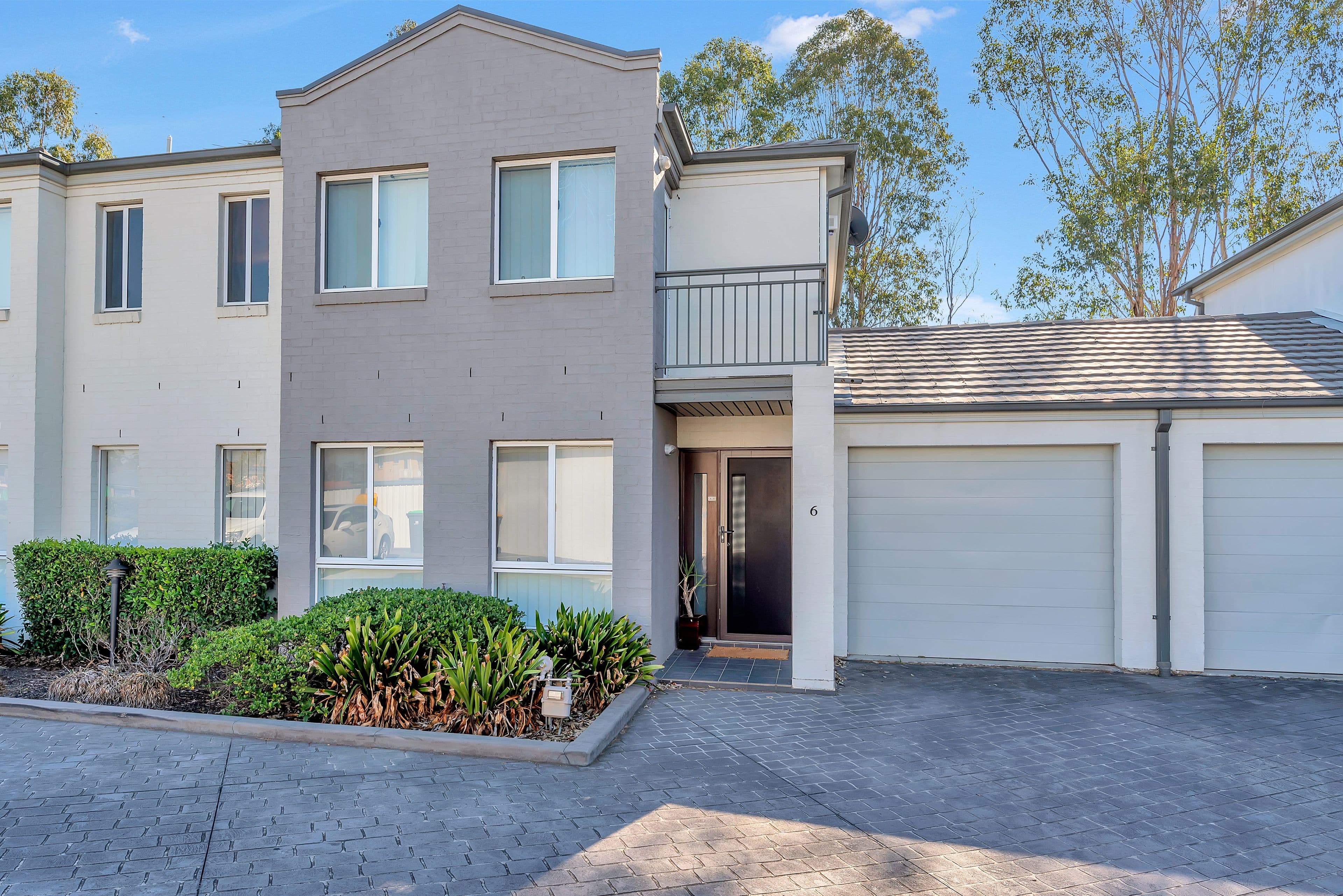 6 Mint Close, Casula - Image 1