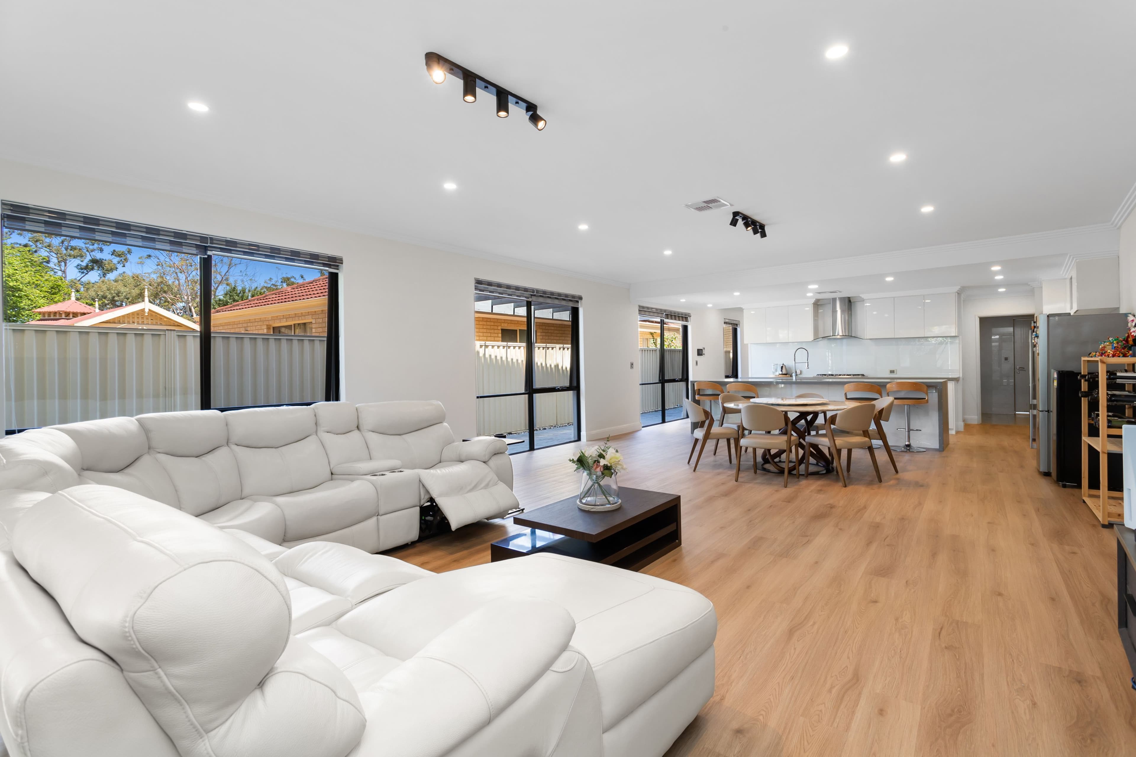108 Alexander Drive, Dianella WA 6059, Dianella - Thumbnail 2