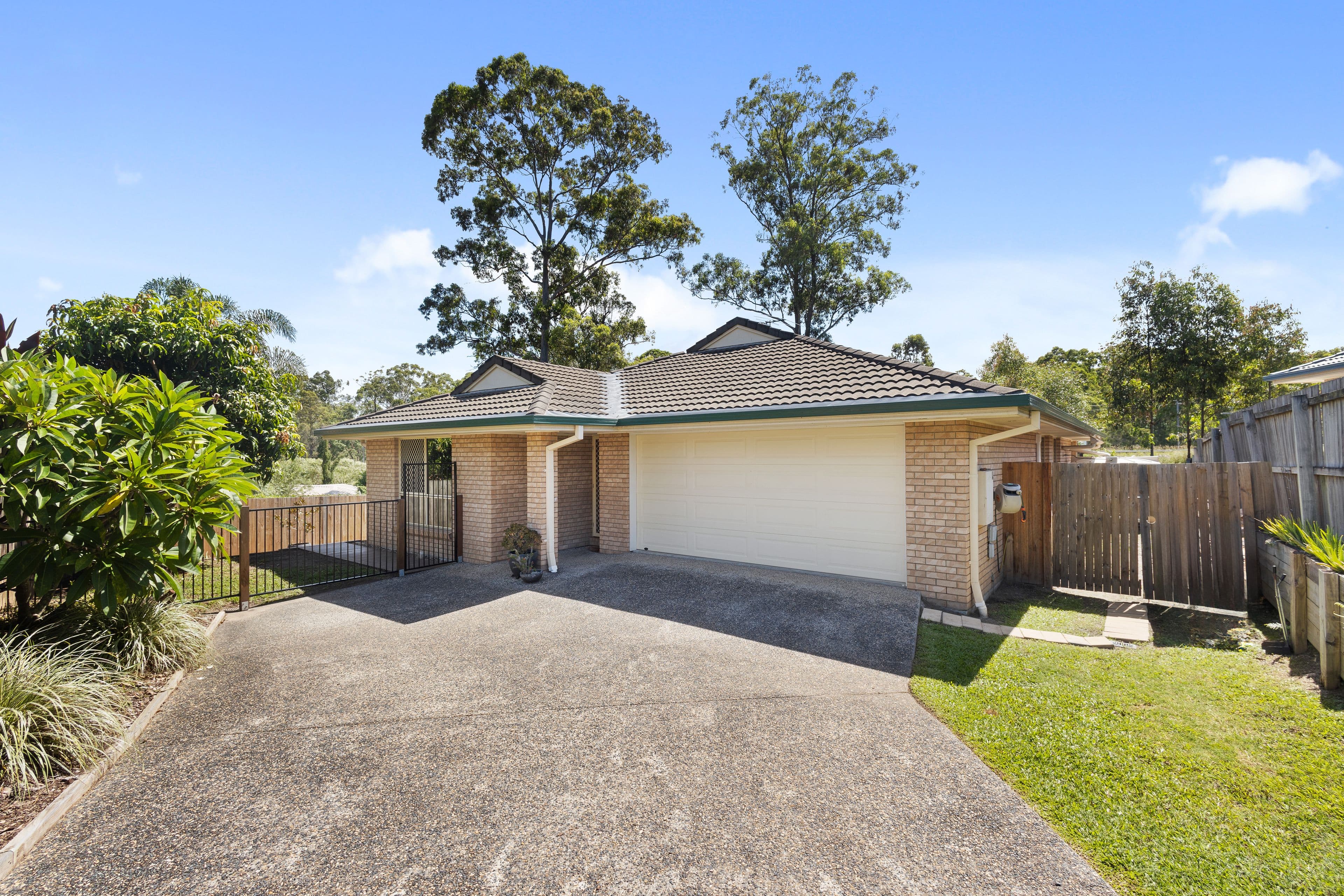 18 Outlook Court, Kallangur QLD 4503, Kallangur - Thumbnail 2