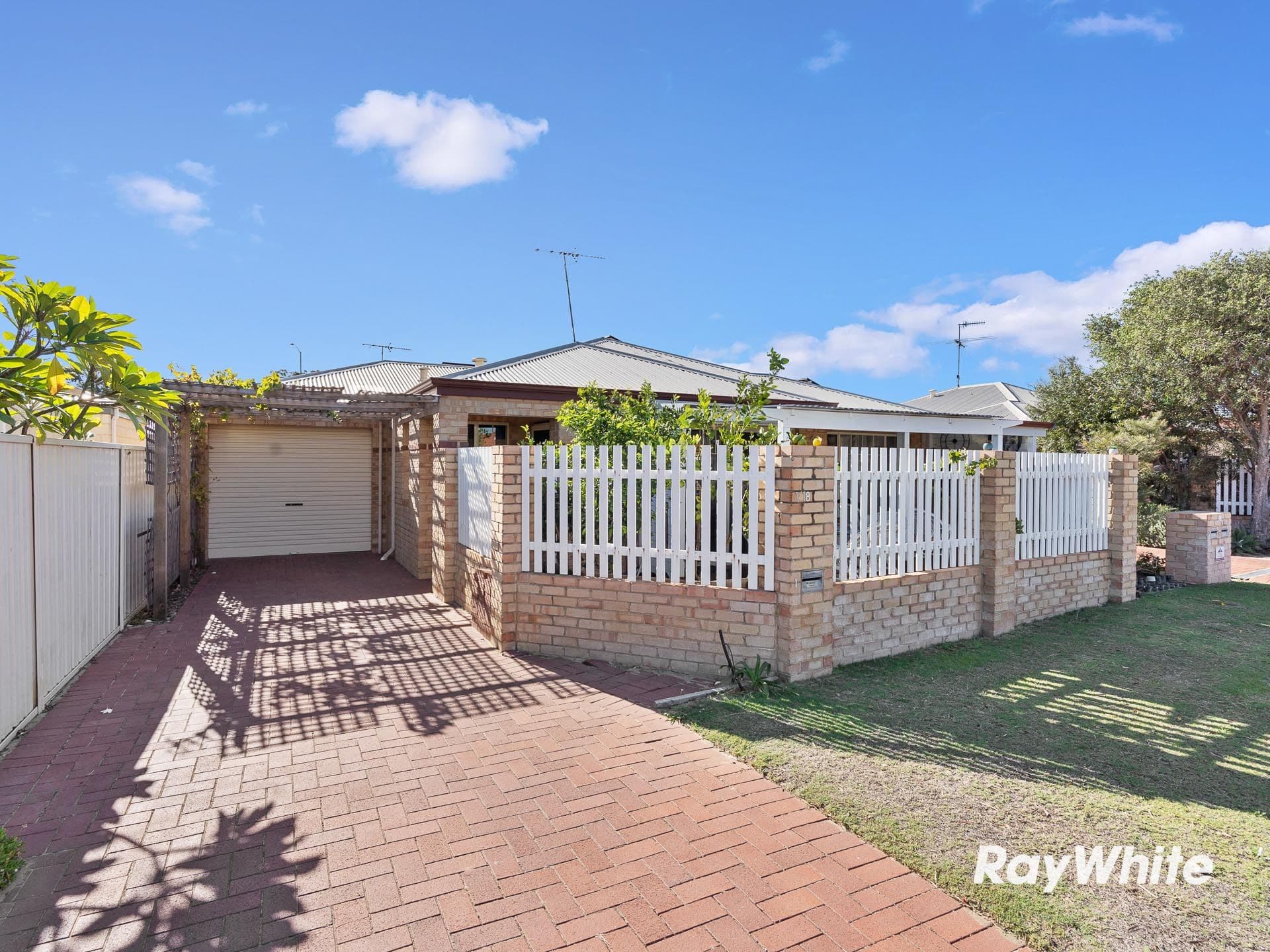 18 Binnar Court, Erskine WA 6210, Erskine - Thumbnail 2