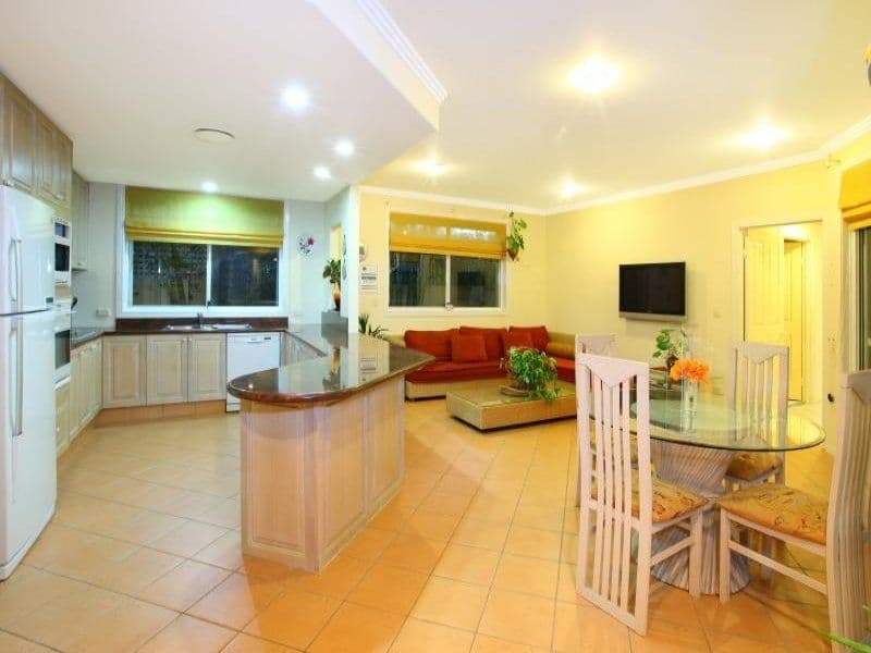 21 Tortuga Place, CLEAR ISLAND WATERS QLD 4226, Clear Island Waters - Thumbnail 4