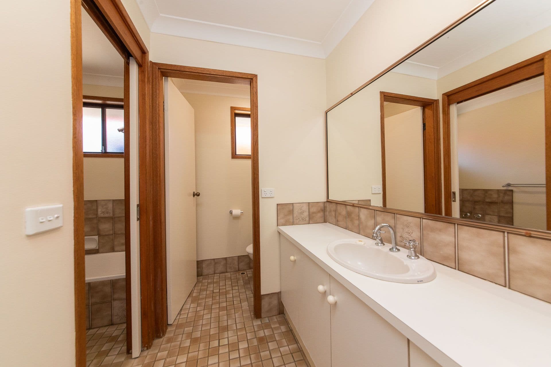 16 St Georges Terrace, Dubbo NSW 2830, Dubbo - Thumbnail 5