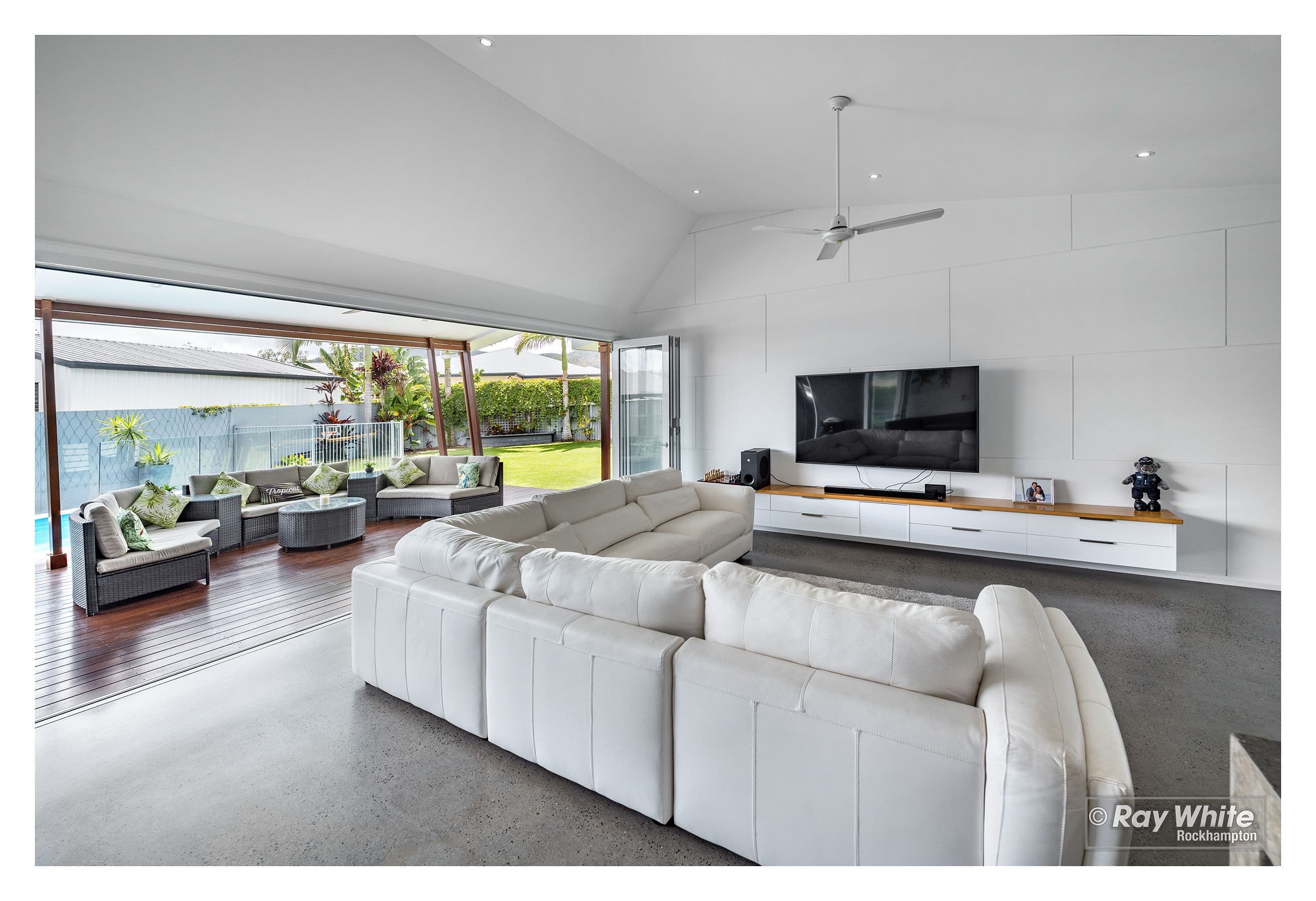 10 Waratah Court, Norman Gardens QLD 4701, Norman Gardens - Thumbnail 4