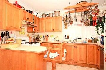 30 Binalong Avenue, GEORGES HALL NSW 2198, Georges Hall - Thumbnail 4