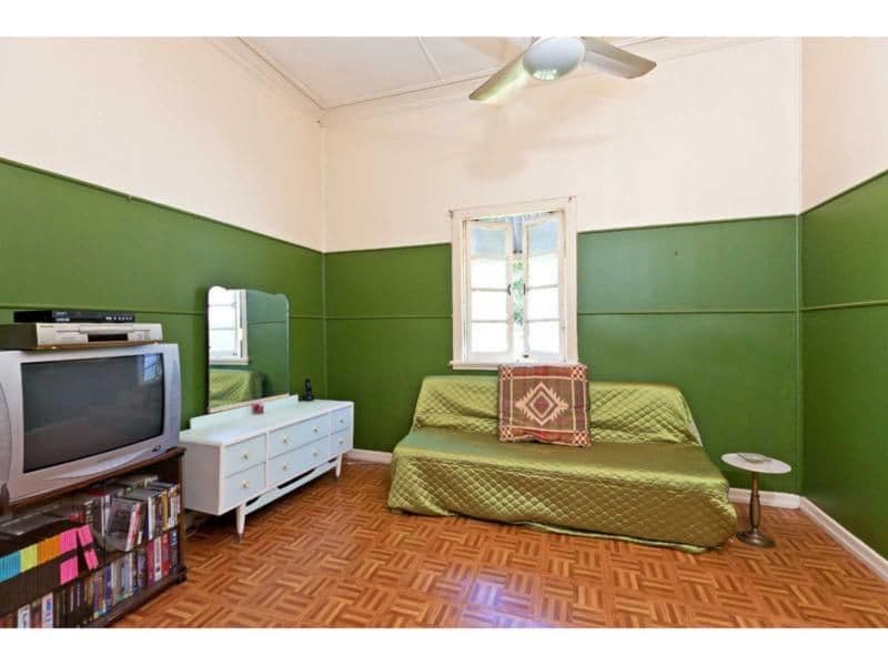 18 Yara Street, Russell Island QLD 4184, Russell Island - Thumbnail 8
