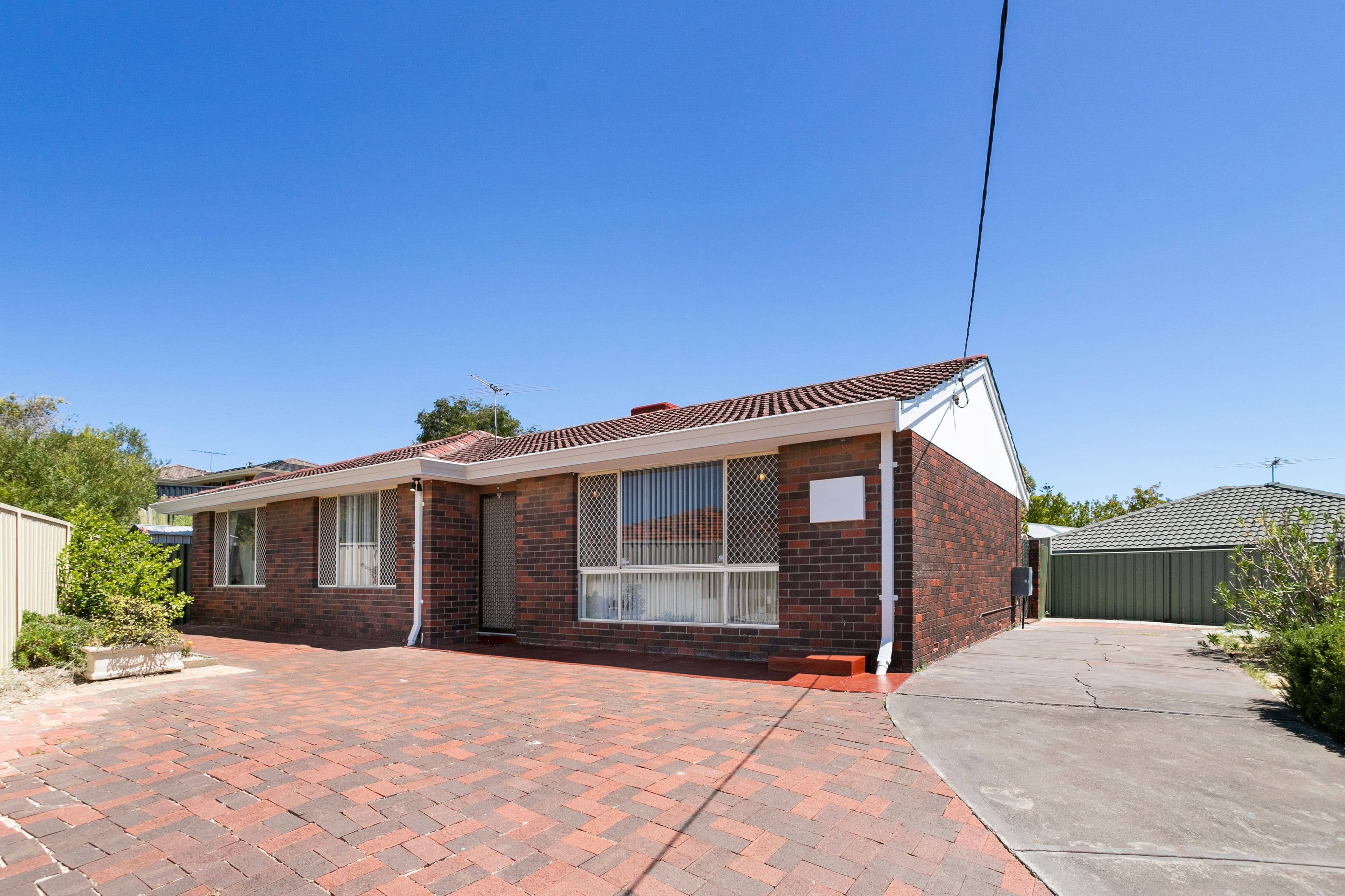 181 Bridgewater Drive, Kallaroo WA 6025, Kallaroo - Image 1