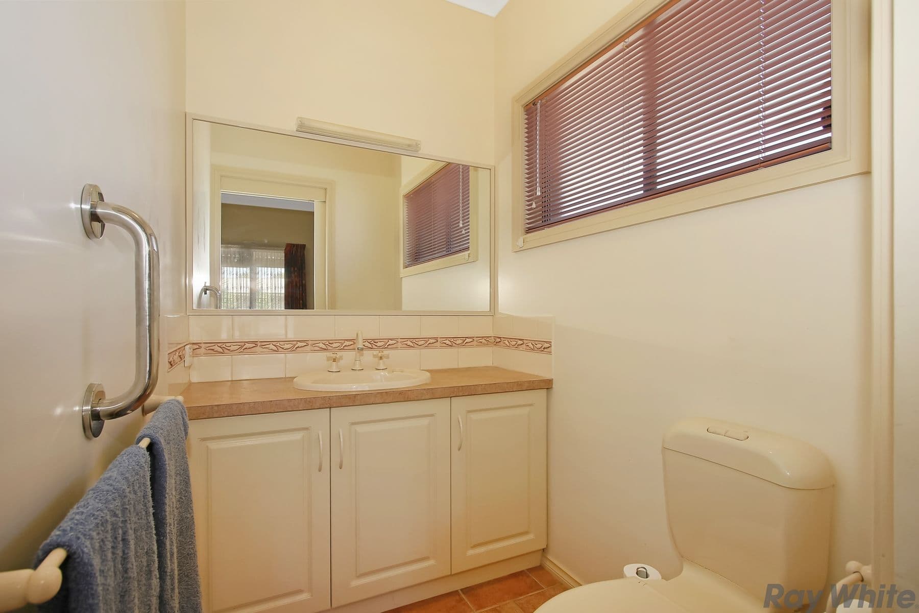 1 Monash Drive, Benalla VIC 3672, Benalla - Thumbnail 8