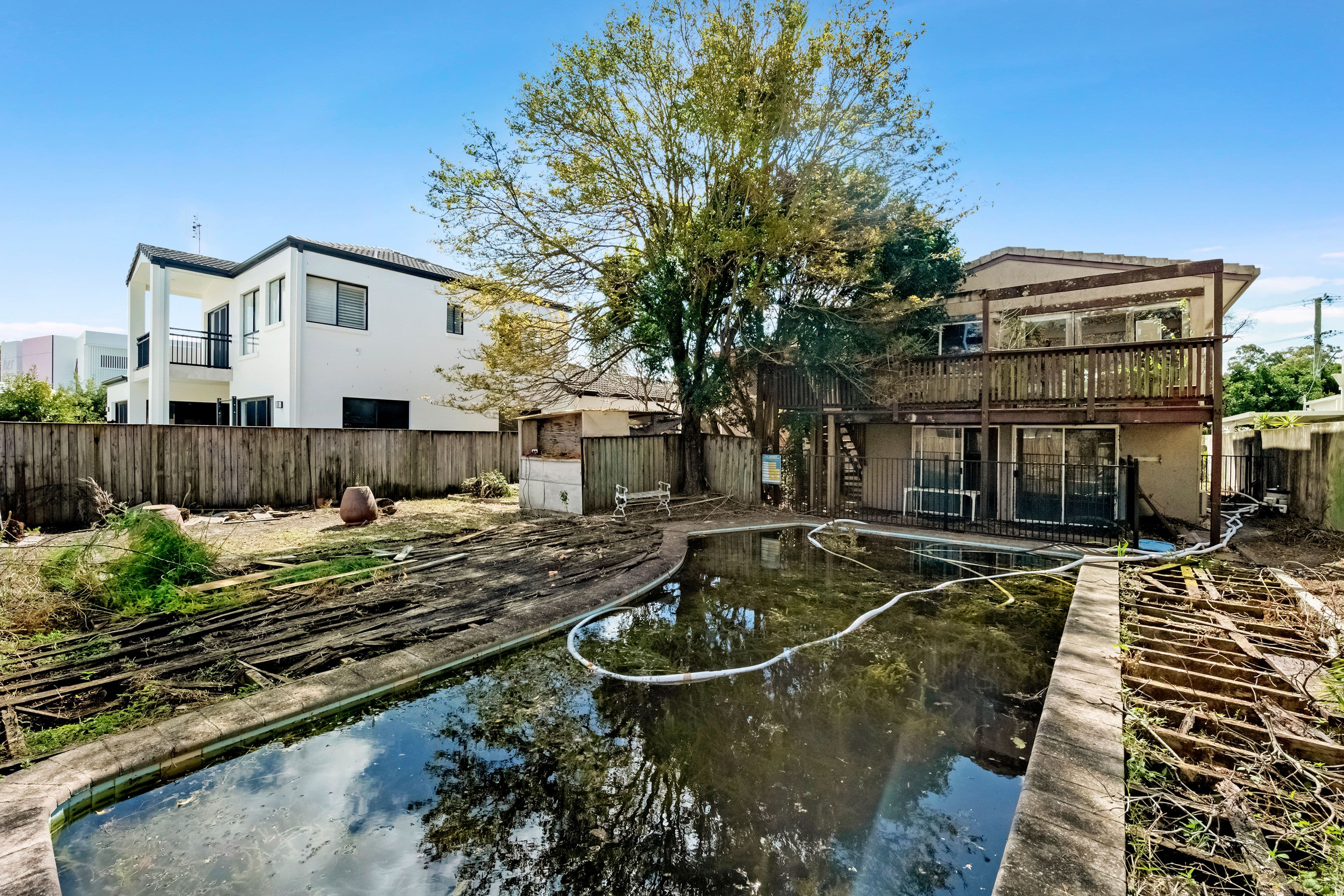 24 Yacht Street, Southport QLD 4215, Southport - Thumbnail 5