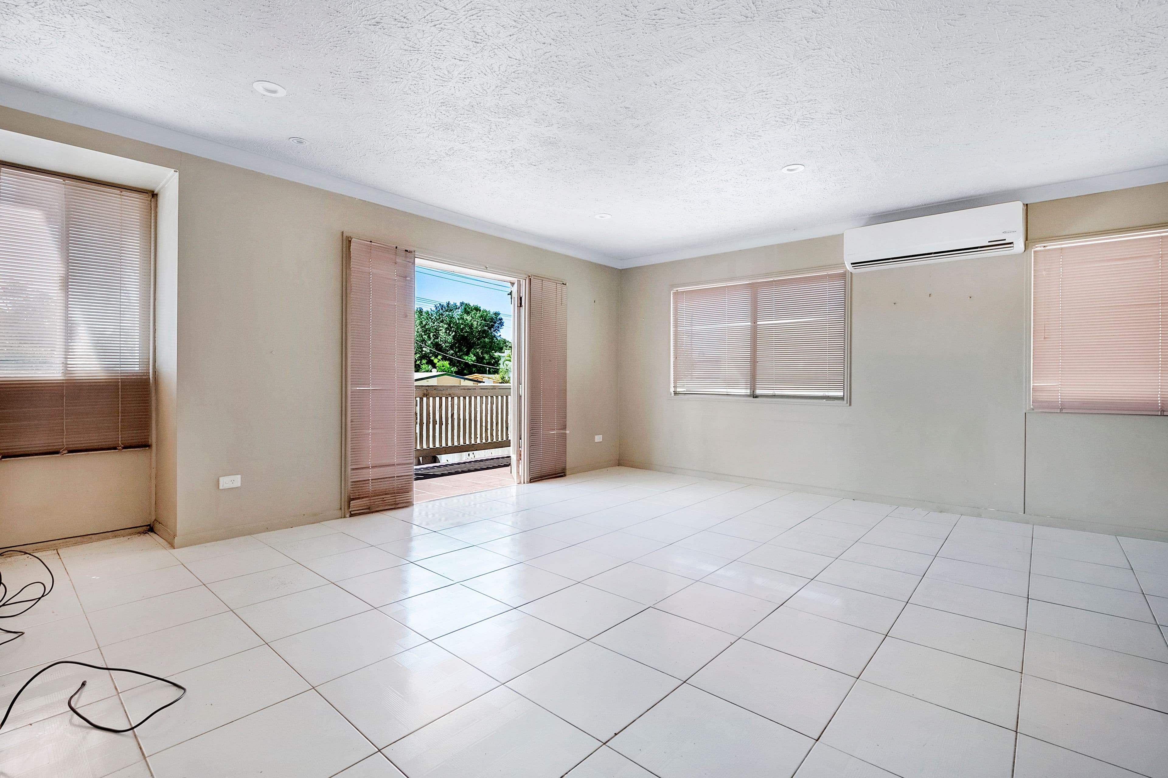 24 Yacht Street, Southport QLD 4215, Southport - Thumbnail 8