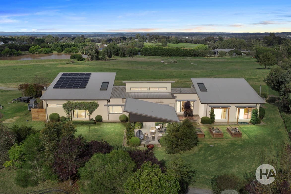 67 Highfield Drive, LANGWARRIN SOUTH, Langwarrin South - Image 1