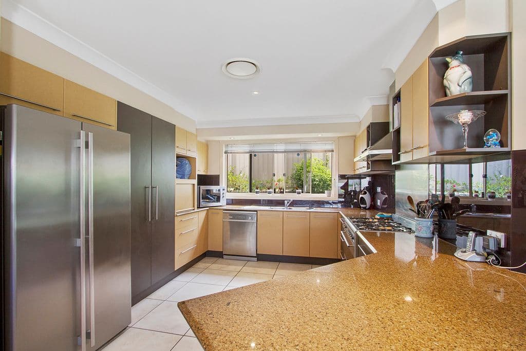 120 Crestwood Drive, Molendinar QLD 4214, Molendinar - Thumbnail 5
