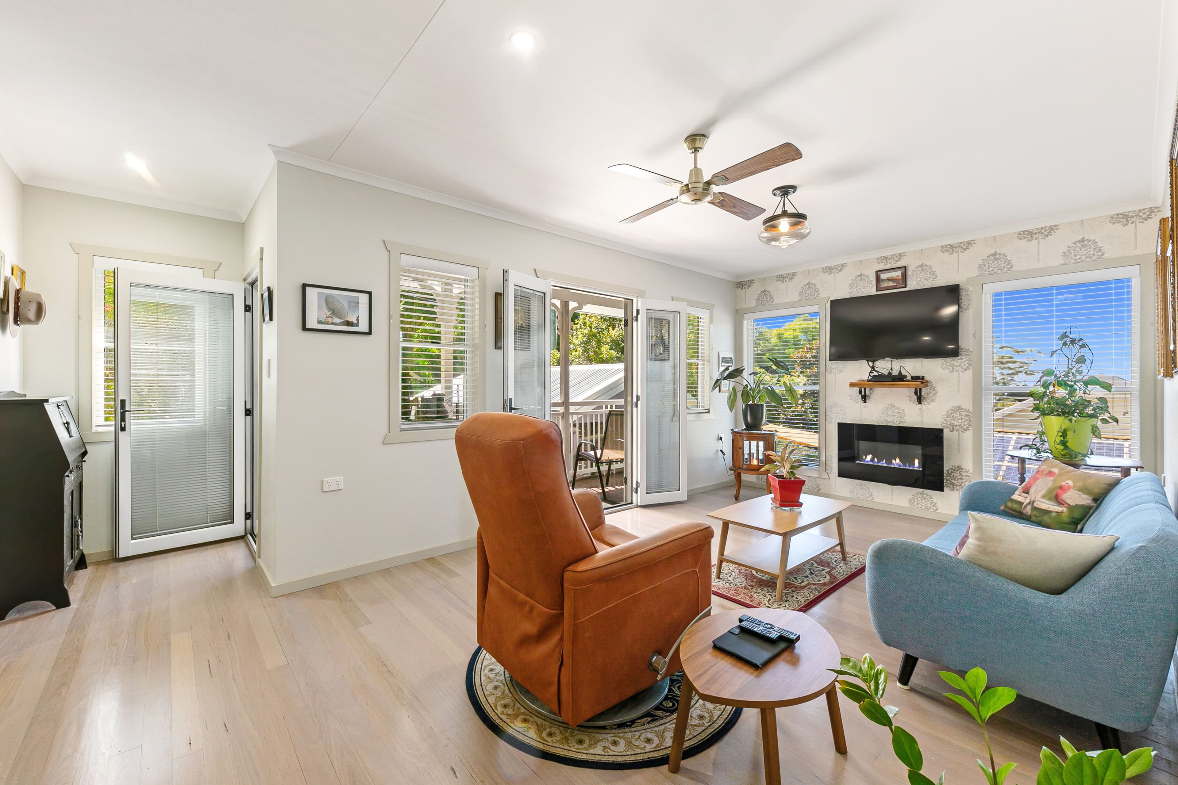 11 Beechmont Avenue, Tamborine Mountain QLD 4272, Tamborine Mountain - Thumbnail 5