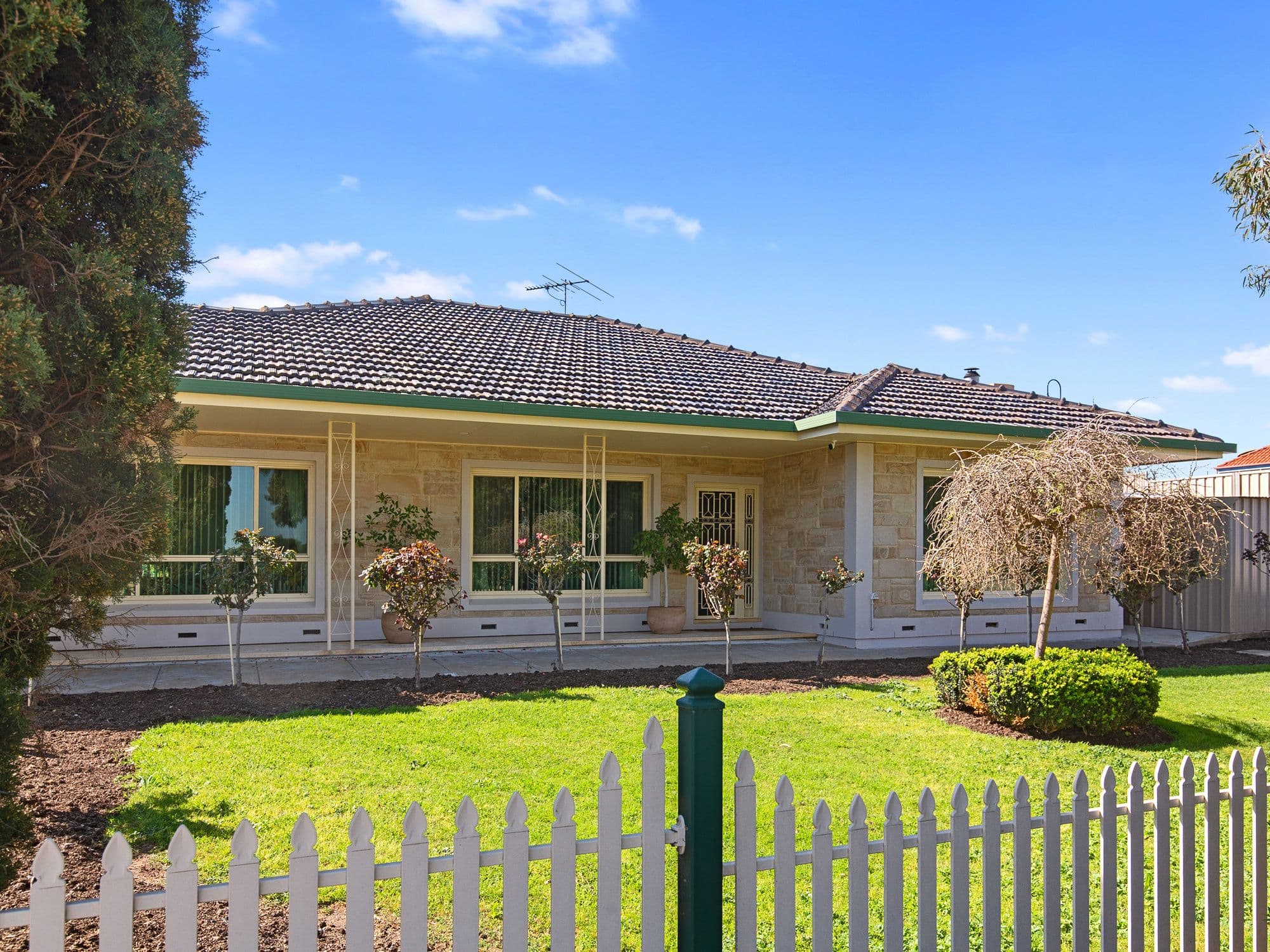 47 Panalatinga Road, Woodcroft SA 5162, Woodcroft - Thumbnail 2
