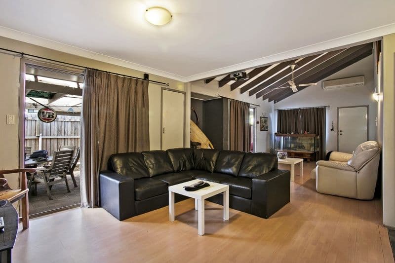 4 Durwun Close, Durack QLD 4077, Durack - Thumbnail 3