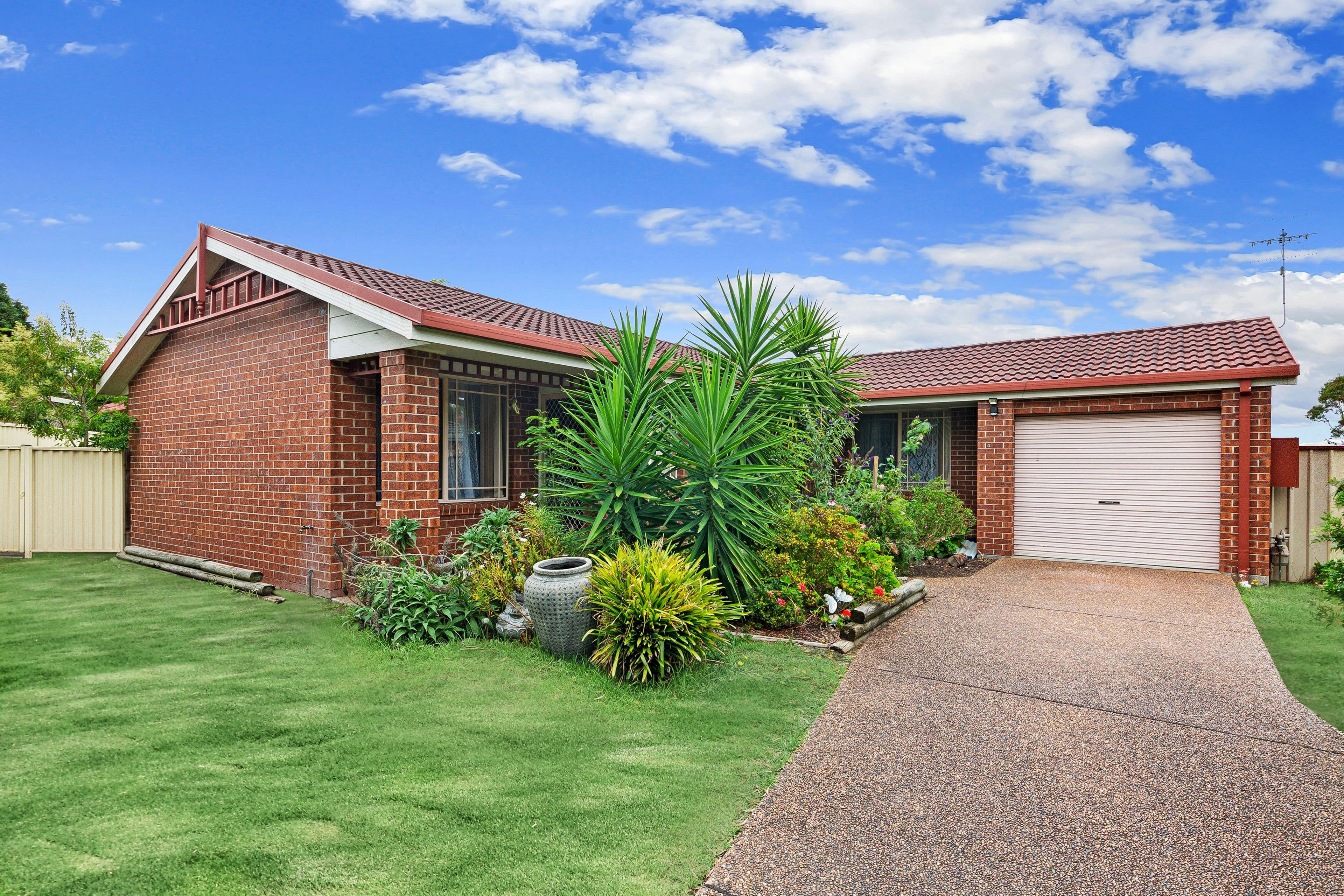 6 Nymboida Court, Blue Haven NSW 2262, Blue Haven - Image 1