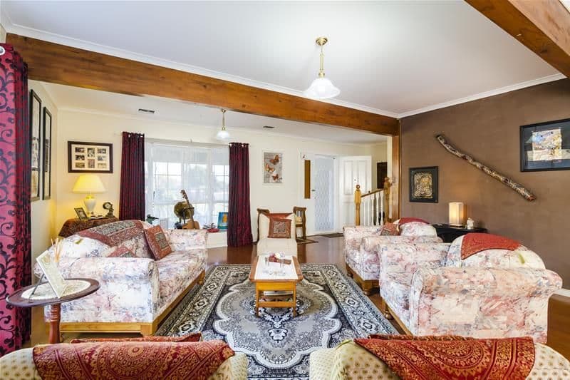 20 Queensbury Way, WERRIBEE VIC 3030, Werribee - Thumbnail 2
