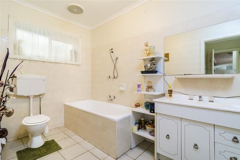 20 Queensbury Way, WERRIBEE VIC 3030, Werribee - Thumbnail 7
