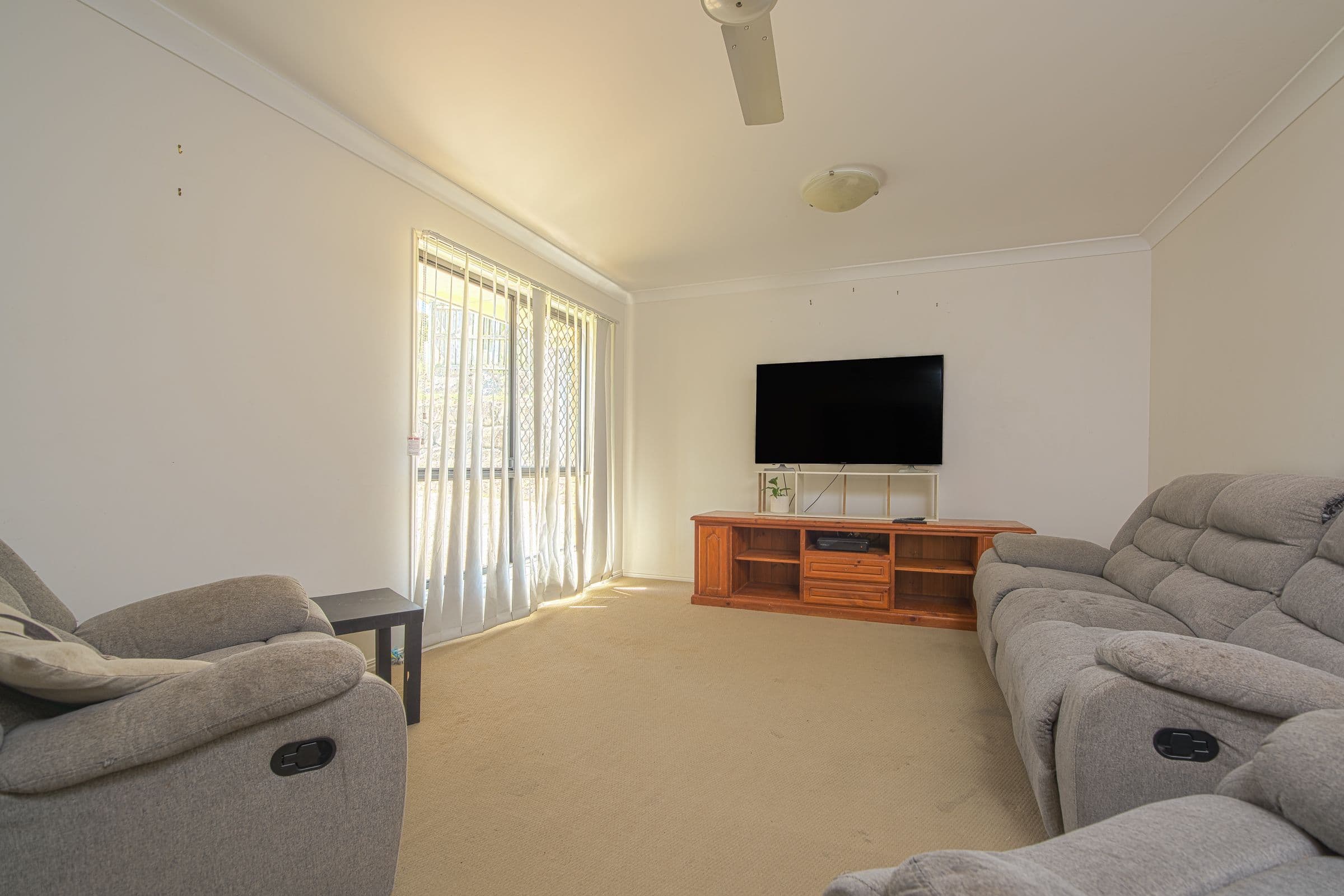 3 Melaleuca Place, Glen Eden QLD 4680, Glen Eden - Thumbnail 3