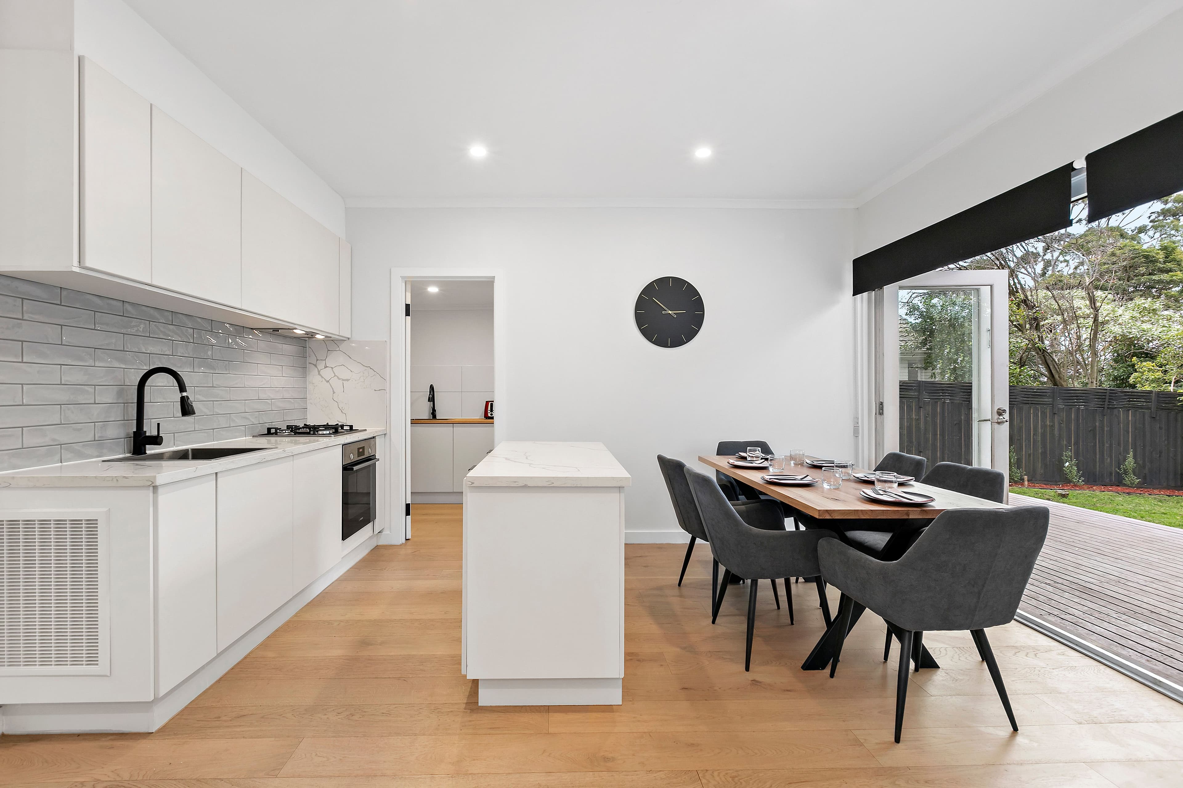 22 Towerhill Road, Frankston VIC 3199, Frankston - Thumbnail 2