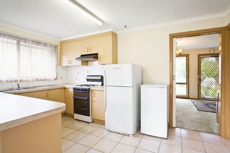 8 Emery Street, PRESTON VIC 3072, Preston - Thumbnail 4