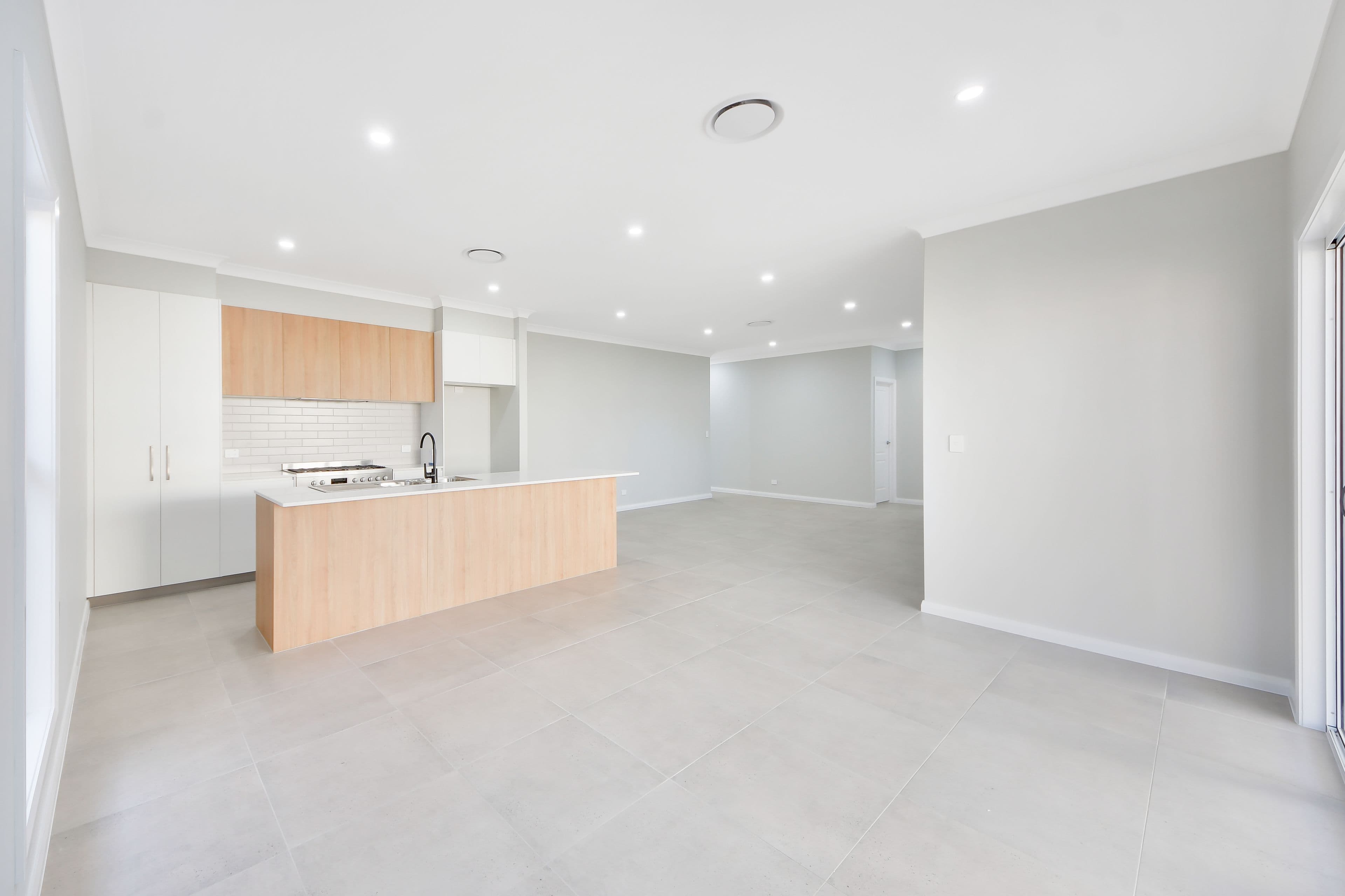 34 Thirlmere Way, Tahmoor - Thumbnail 3