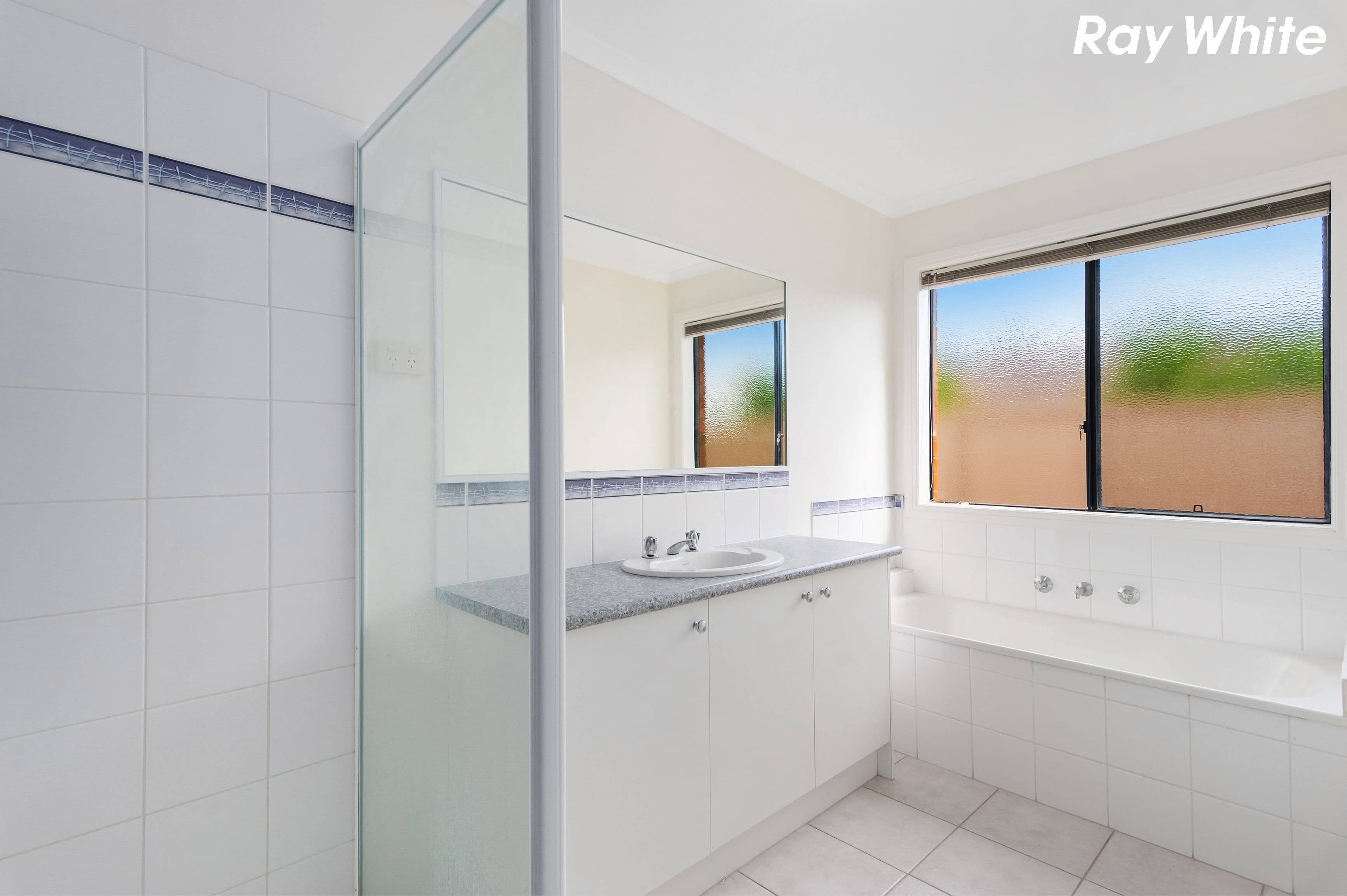 12 Genoa Grove, Pakenham VIC 3810, Pakenham - Thumbnail 8