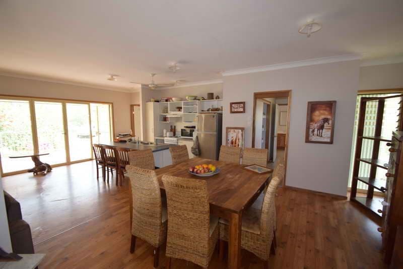 131 HIGHLAND Street, Esk QLD 4312, Esk - Thumbnail 3