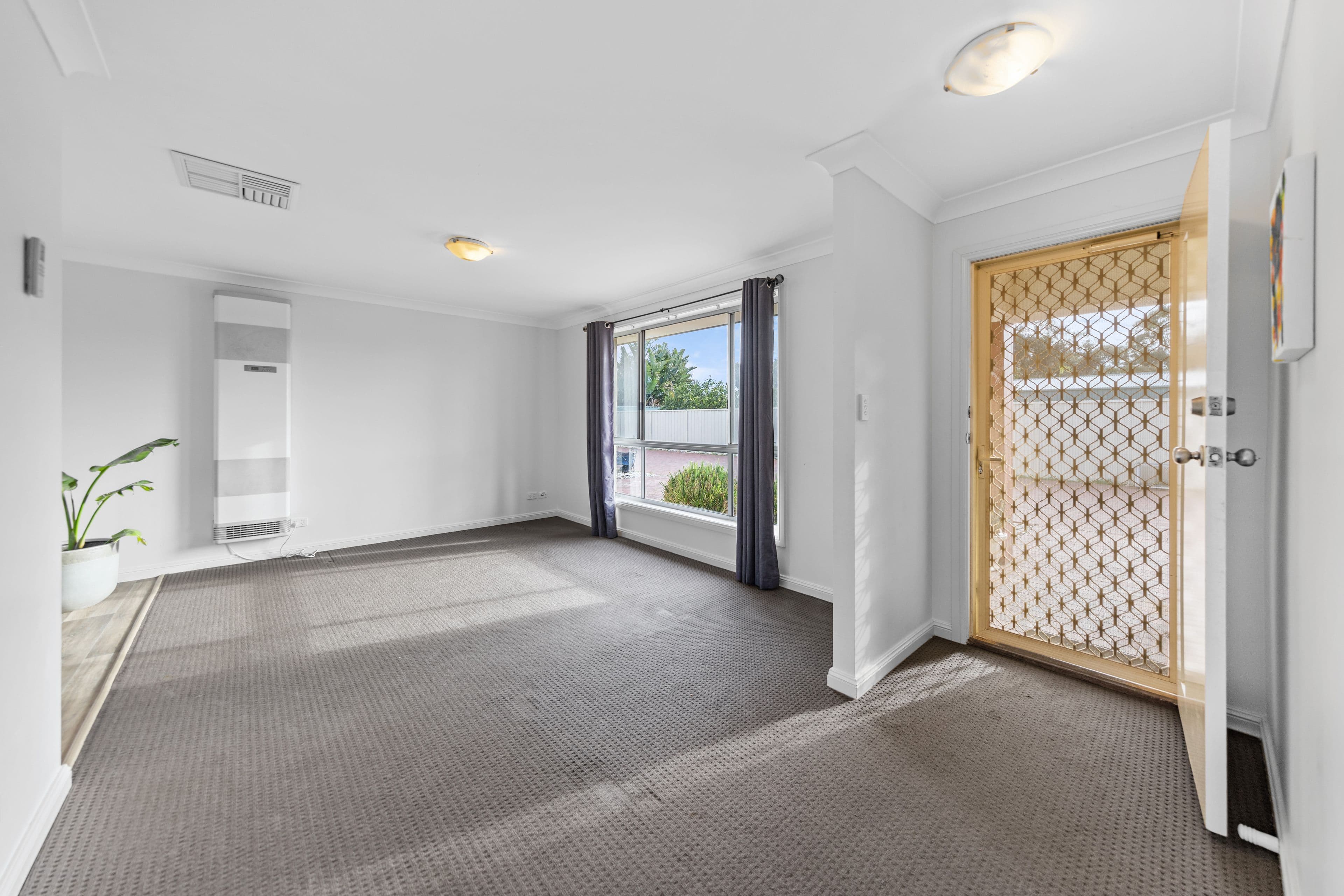 8D Peerless Road, Munno Para West SA 5115, Munno Para West - Thumbnail 2