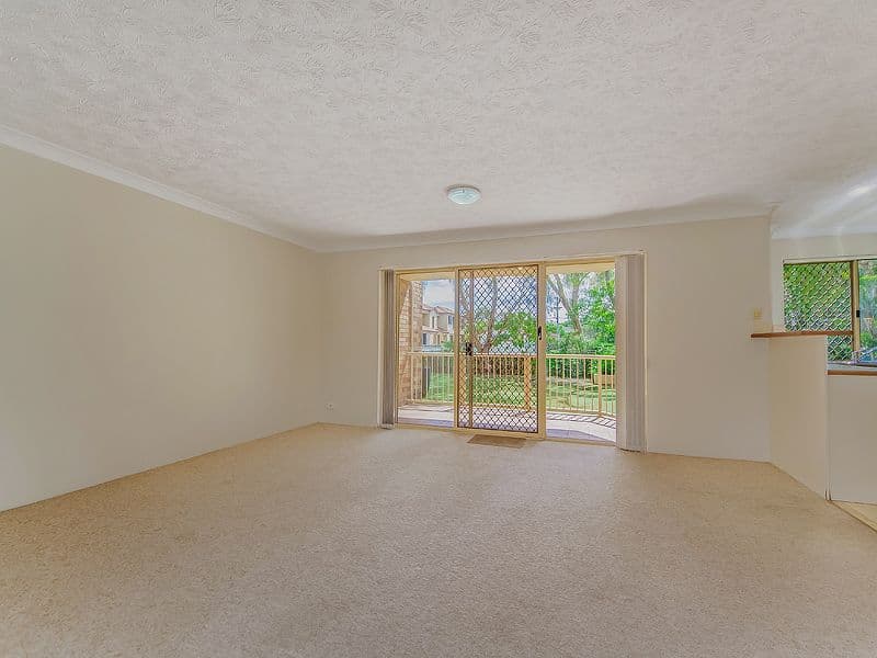 35 Huth Street, LABRADOR QLD 4215, Labrador - Thumbnail 3