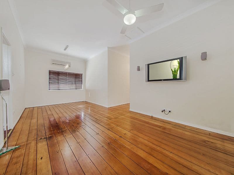 13 Elliot Street, NORMAN PARK QLD 4170, Norman Park - Thumbnail 3