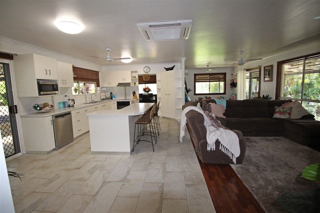 2 Ching Creek Road, Sarina QLD 4737, Sarina - Thumbnail 8