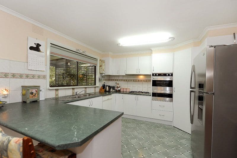 6 Moore Street, FERNTREE GULLY VIC 3156, Ferntree Gully - Thumbnail 4