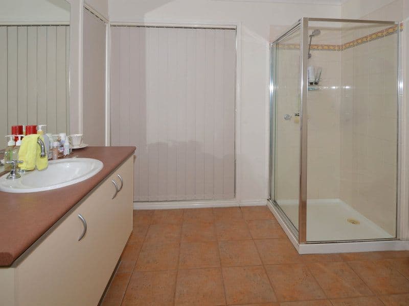 6 Slater Court, SUNBURY VIC 3429, Sunbury - Thumbnail 5