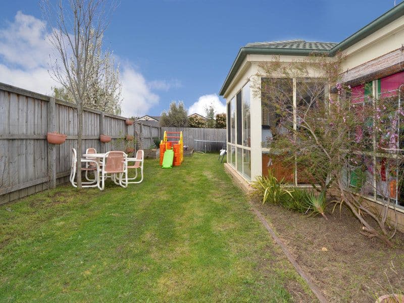 6 Slater Court, SUNBURY VIC 3429, Sunbury - Thumbnail 8