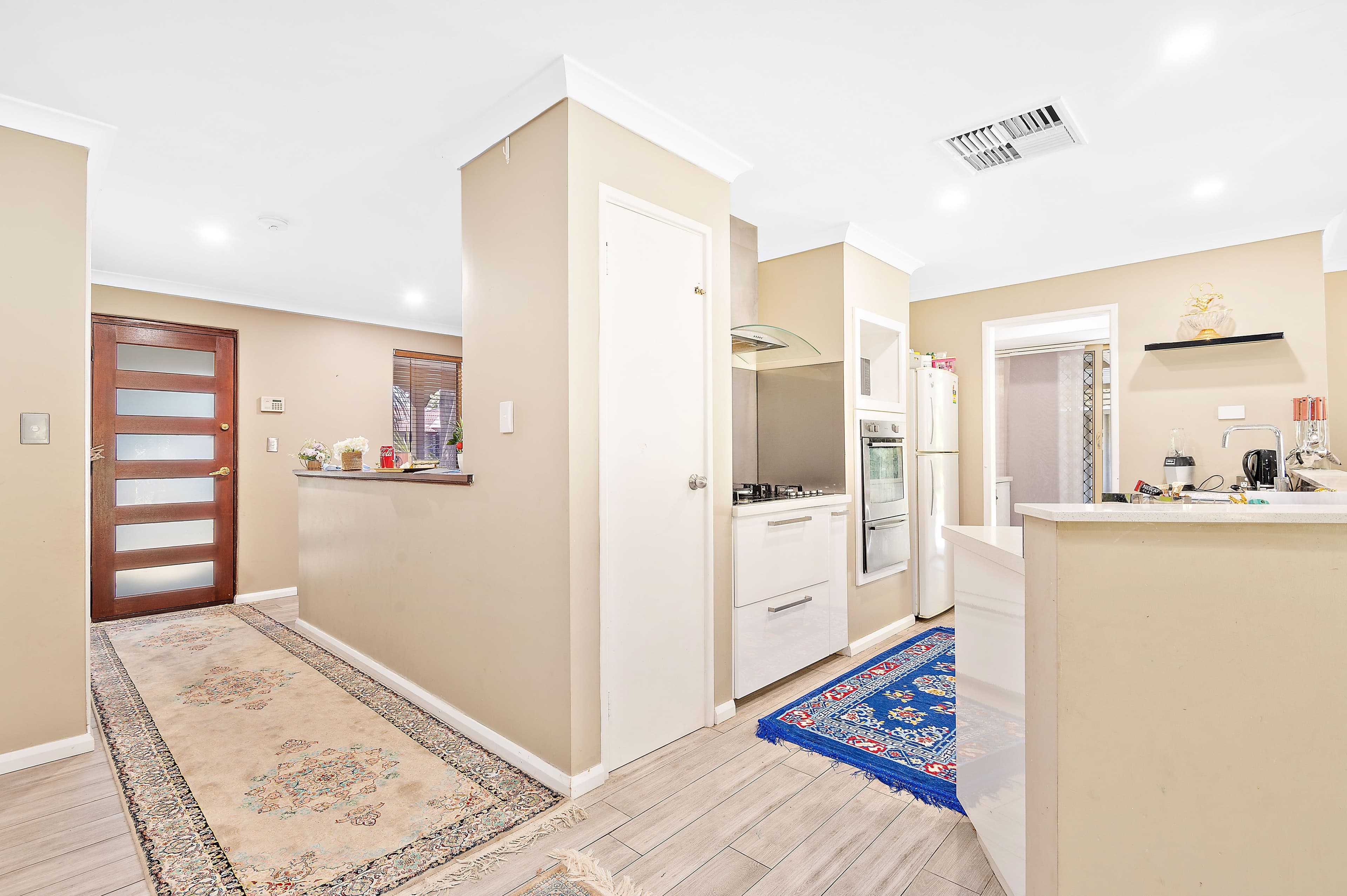 19 Malone Court, Thornlie WA 6108, Thornlie - Thumbnail 2