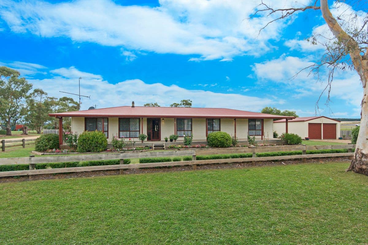 8 Glenelg Terrace, Dartmoor VIC 3304, Dartmoor - Image 1