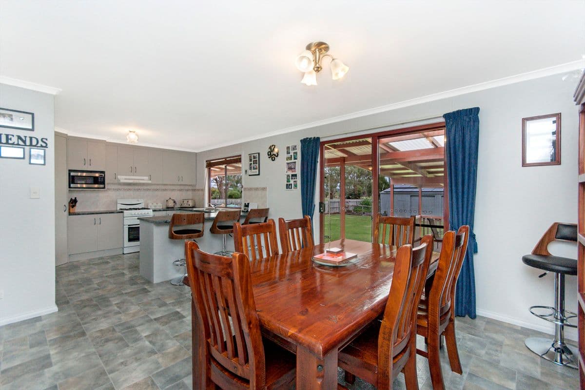 8 Glenelg Terrace, Dartmoor VIC 3304, Dartmoor - Thumbnail 3