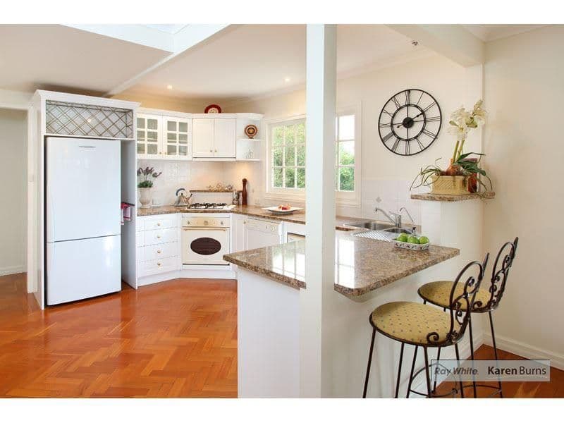 24 Sleaford Street, CHAPEL HILL QLD 4069, Chapel Hill - Thumbnail 7