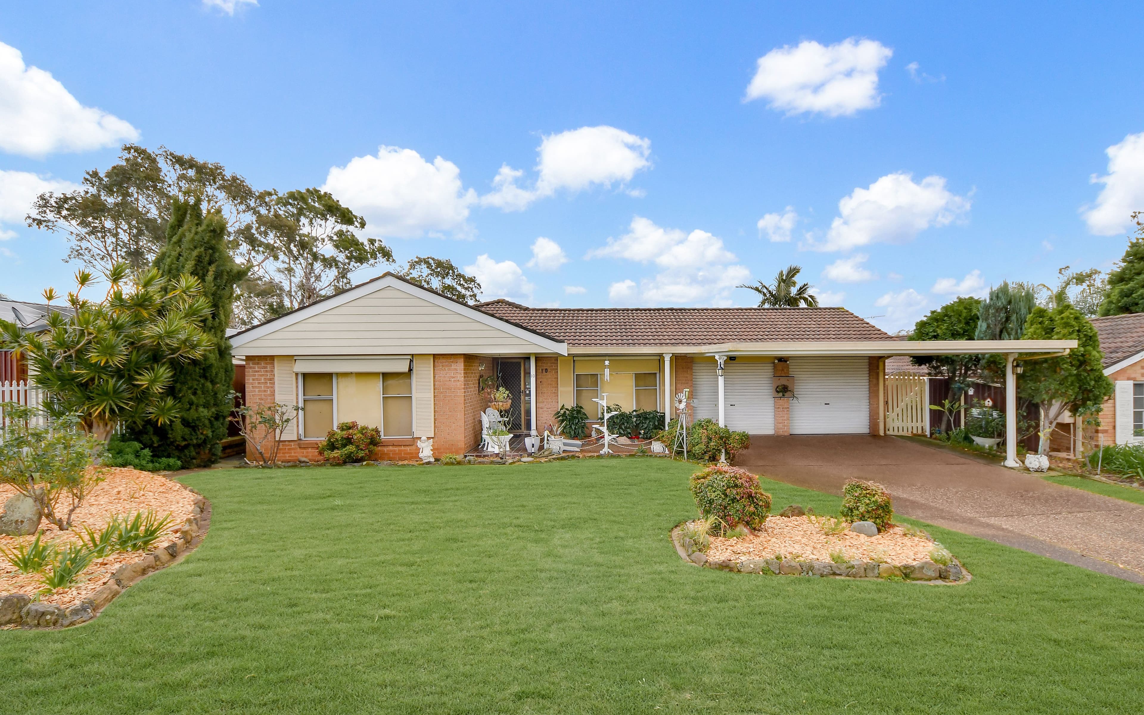 10 Lagonda Drive, Ingleburn NSW 2565, Ingleburn - Image 1