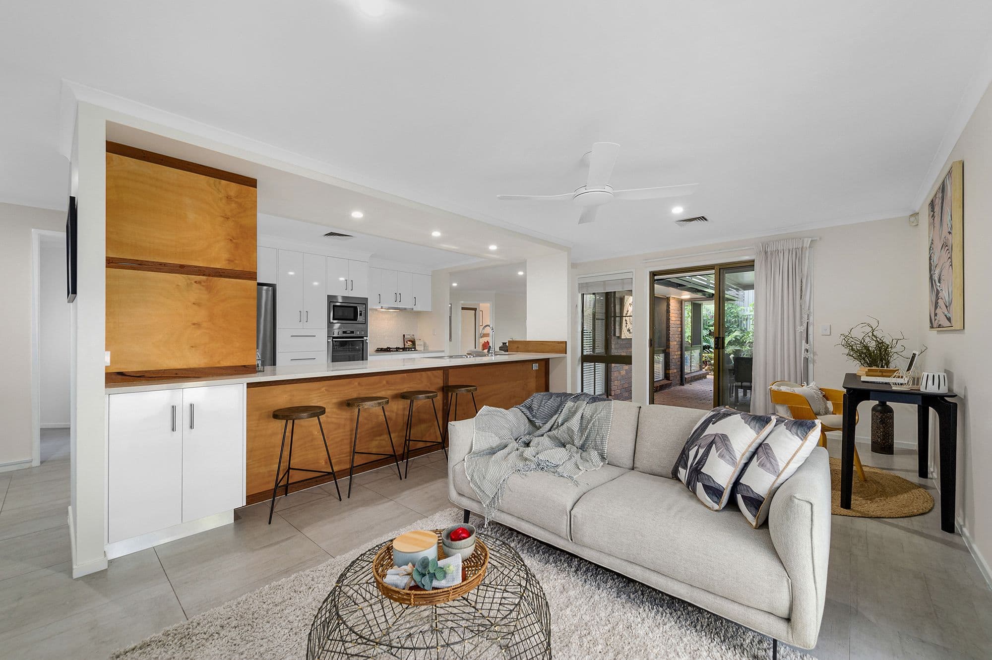 9 Copping Court, Sinnamon Park QLD 4073, Sinnamon Park - Thumbnail 2