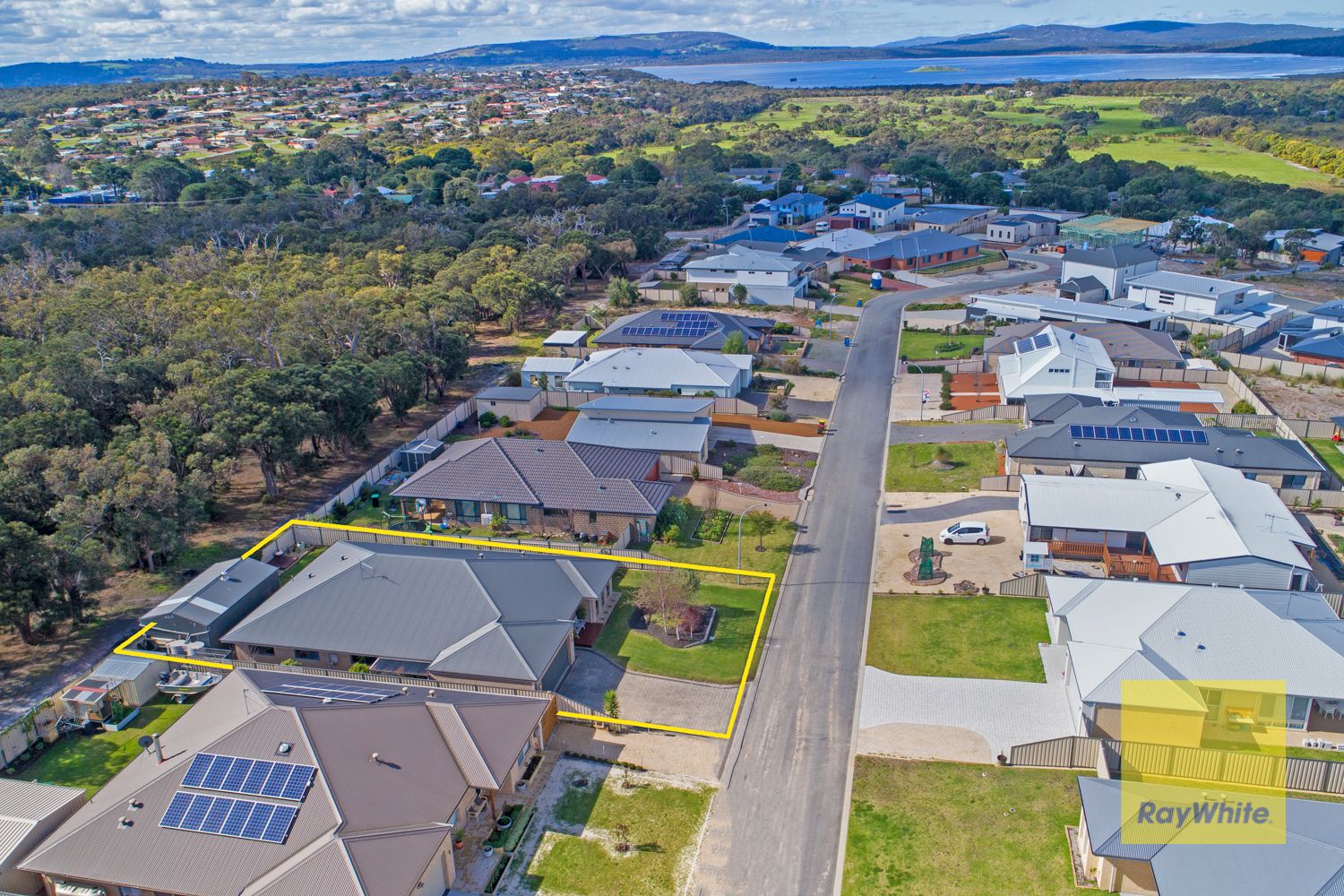 18 Elaray Way, Lange WA 6330, Lange - Thumbnail 2