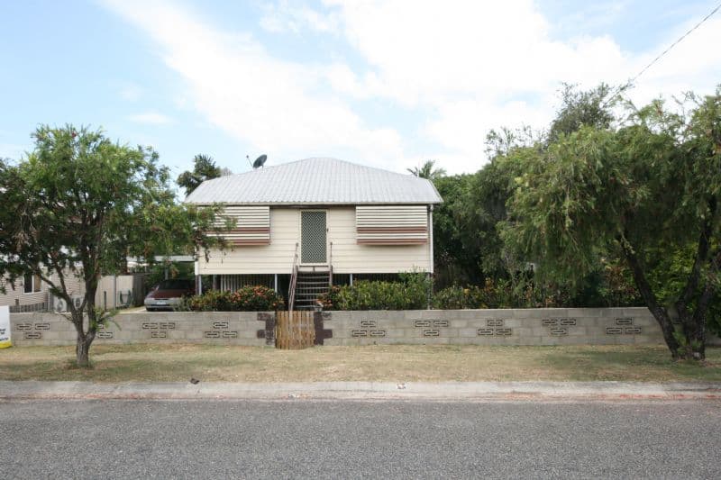 4 Nolan, SARINA QLD 4737, Sarina - Image 1