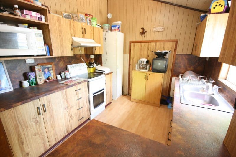 4 Nolan, SARINA QLD 4737, Sarina - Thumbnail 3