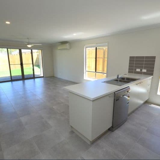 5 Hiddins Road, Berrinba QLD 4117, Berrinba - Thumbnail 3